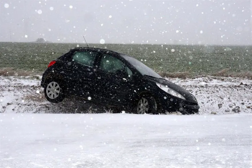 İstanbul'da kar yüzünü gösterdi 21
