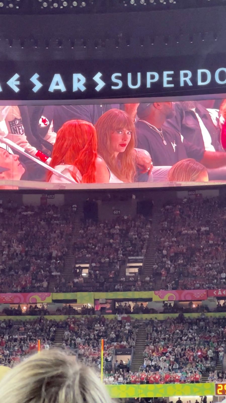 Super Bowl gerilimi alevlendirdi: Taylor Swift yuhalandı, Trump paylaştı