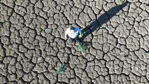 Sular çekildi: Resmen çorak araziye döndü