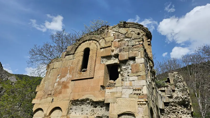 Artvin'deki Rabat Manastırı ilgi çekiyor: İçinde gizli geçitler var 