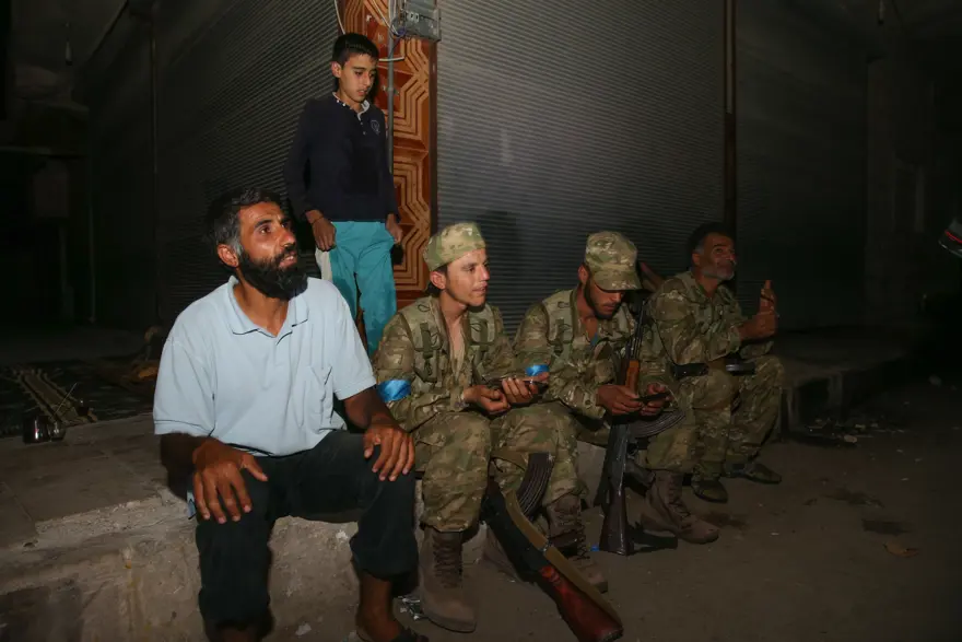 ÖSO mensupları Cerablus merkezine girdi 13