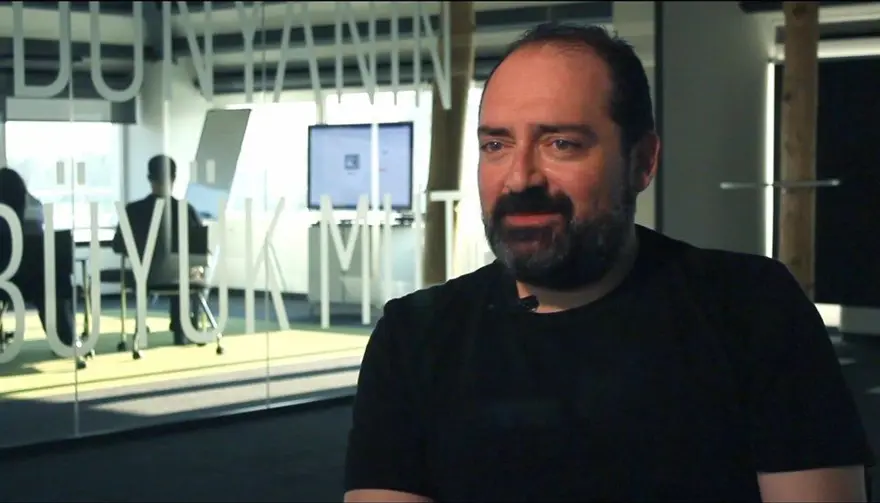 KENDİSİ DE BOĞAZINA PEK DÜŞKÜN! 10