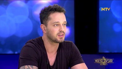 Bir Hülya Avşar Sohbeti (Hülya Avşar'ın konuğu Murat Boz)