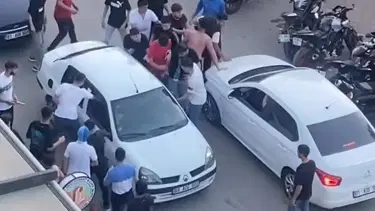 Adana'da Galatasaray'ın şampiyonluk kutlamalarında kavga çıktı