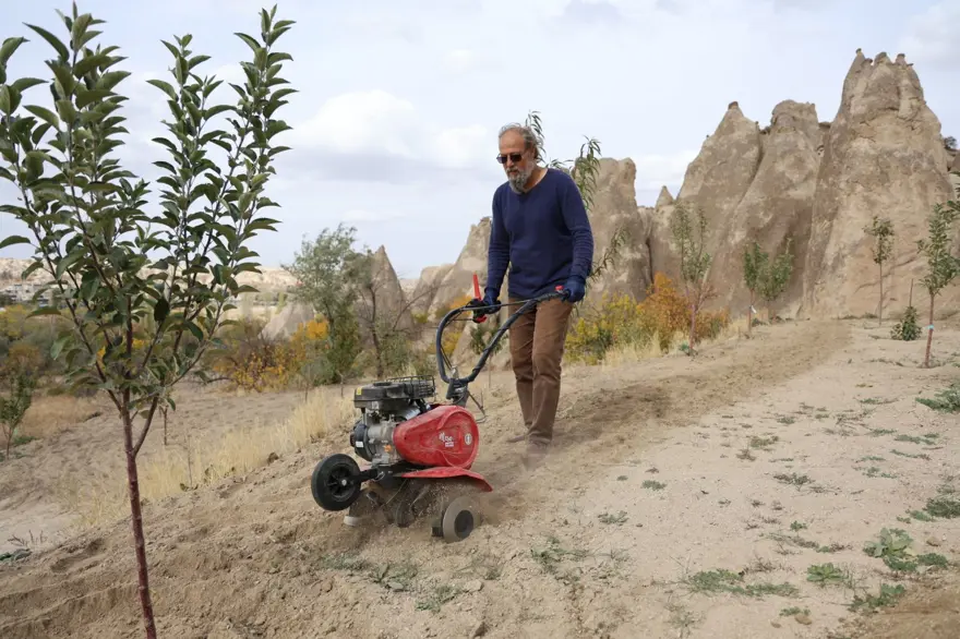 Eşiyle birlikte el ele verdi: Özenle bakımını yapıyorlar 