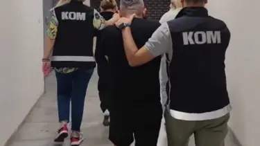 Antalya'da düzenlenen tefecilik operasyonunda 5 zanlı tutuklandı