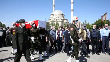 Şehit uzman çavuşa veda