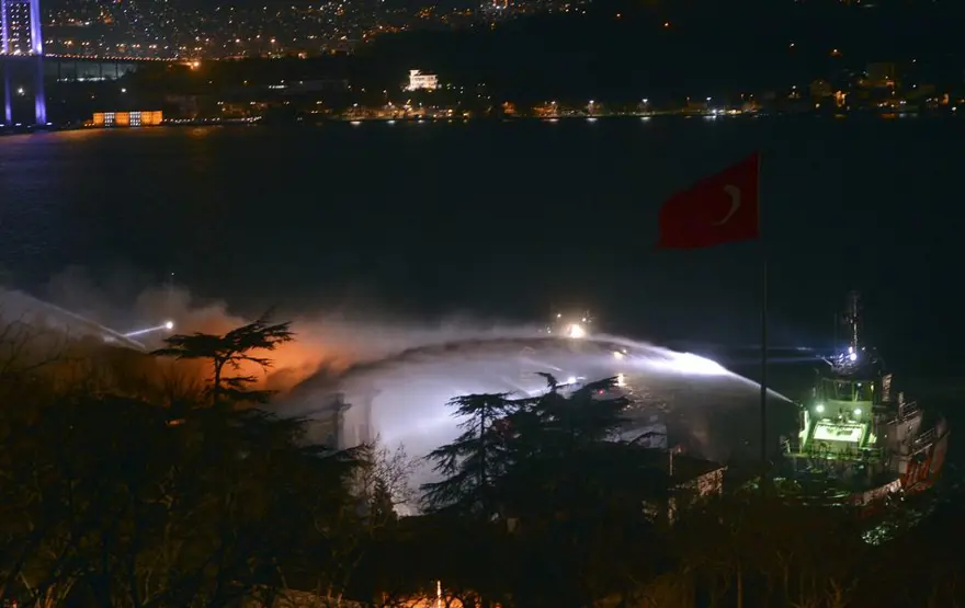 Galatasaray Üniversitesi'nde yangın 12