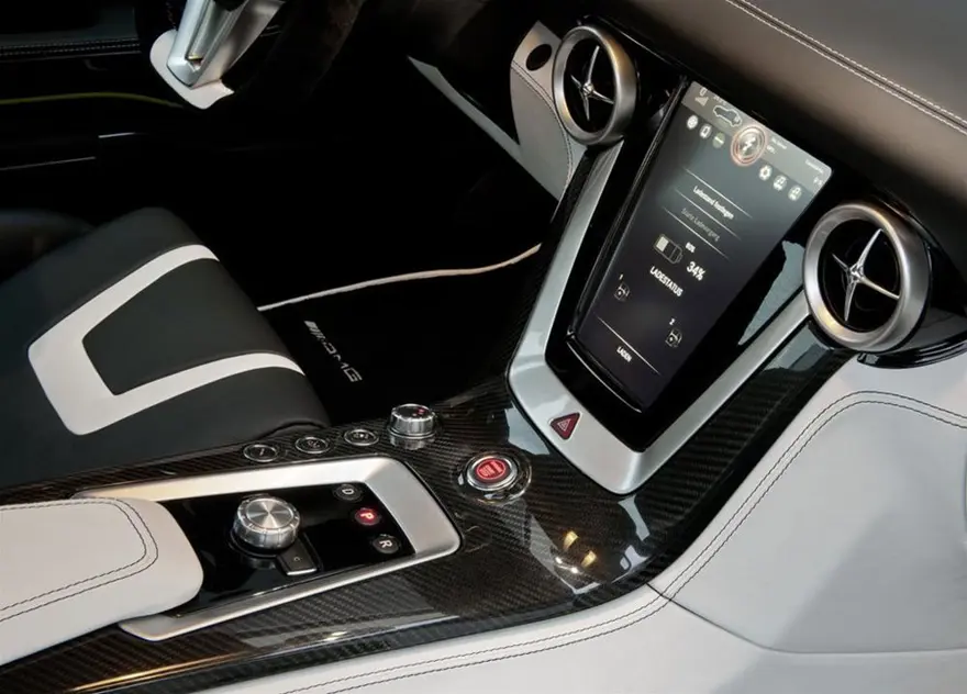 2010 Mercedes -Benz SLS 11