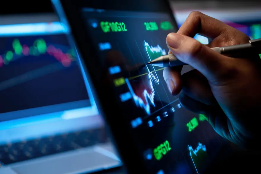 1 trilyon dolar değerini aşan şirketler listesi: Trilyonerler kulübüne Facebook da katıldı 