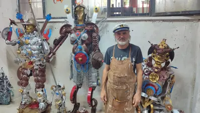 Hurda demirleri sanat eserine dönüştürüyor: ''Derdim satmak değil''