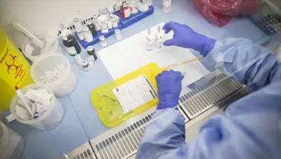 İzmir'de kanser teşhisi karıştı iddiası: Soruşturma başlatıldı