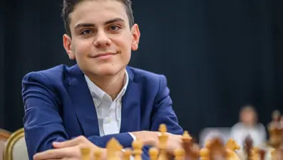 16 yaşında tarih yazdı: Dünya şampiyonunu yenen ilk Türk