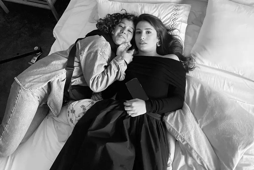 Cemre Baysel paylaştı: Sakla Beni setinden yeni kareler 6