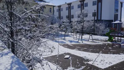 Varto’da kara teslim oldu: Köy yolları ulaşıma kapandı