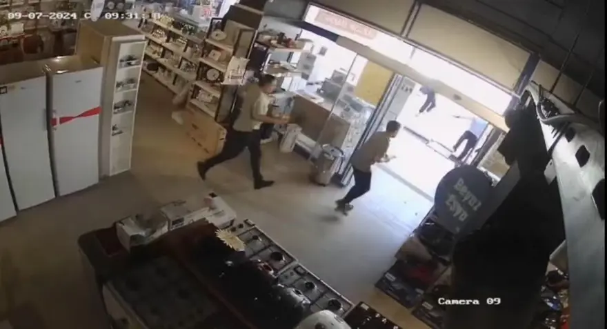 Depremin ardından su kesintisi kararı: Yeraltı sularında bulanıklık oluştu 1 Depremin ardından su kesintisi kararı: Yeraltı sularında bulanıklık oluştu 1