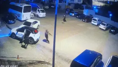 Kağıthane'de kalaşkinoflu dehşet: Maskeli saldırganlar kurşun yağdırdı