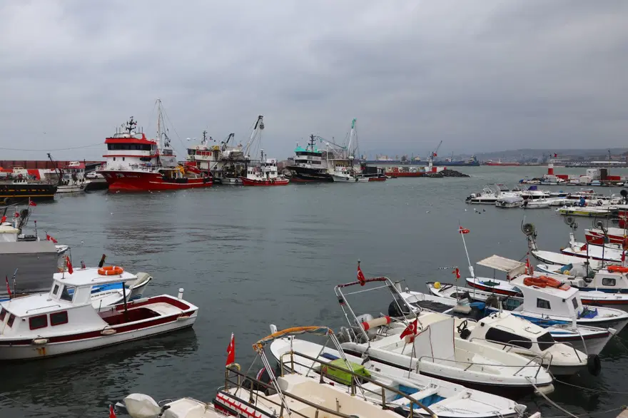 Marmara Denizi'nde ulaşıma poyraz engeli 7 Marmara Denizi'nde ulaşıma poyraz engeli 7
