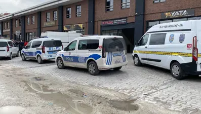 Galerici ortaklara silahlı saldırı: 2 yaralı