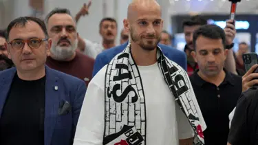 Beşiktaş'ın yeni transferi Cerny İstanbul'da: Burada olmayı sabırla bekledim