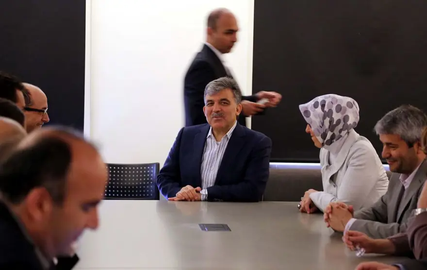 Cumhurbaşkanı Gül Twitter'da 9 Cumhurbaşkanı Gül Twitter'da 9