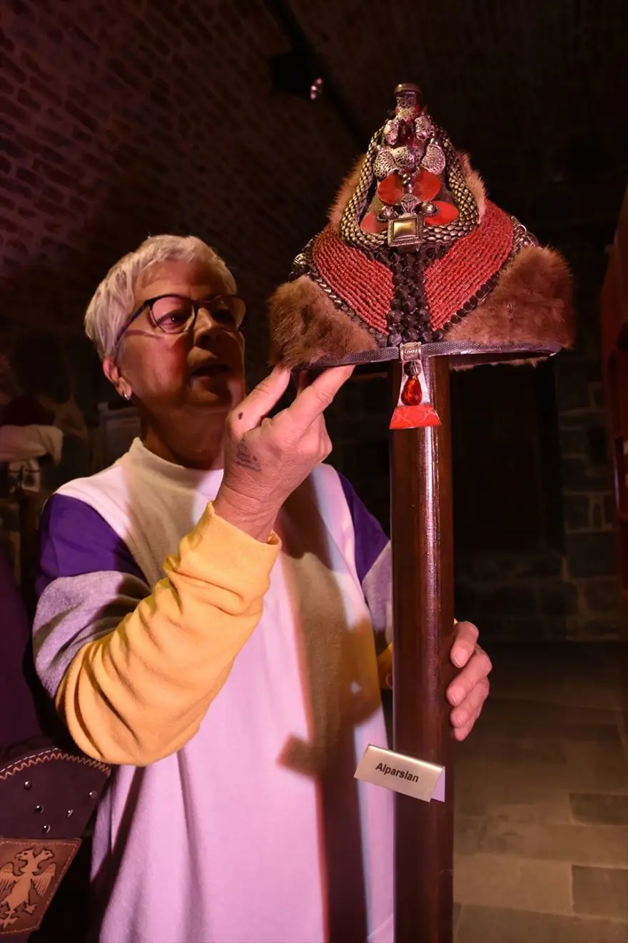Anadolu Selçuklu'yu anlatmak için yollara düştüler 4
