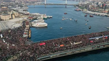 Galata Köprüsü'nde Gazze eylemi