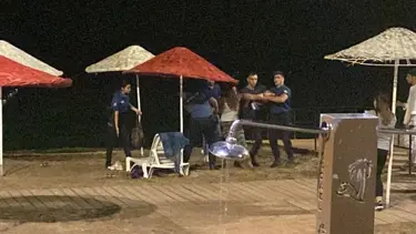 Boğulma tehlikesi geçiren kadın polise mukavemetten gözaltında