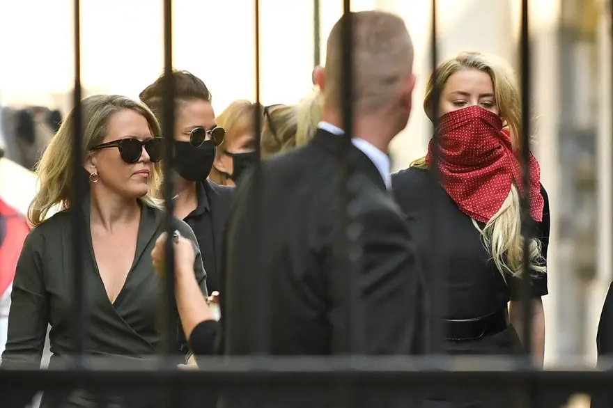 Johnny Depp ile Amber Heard'ın iftira davası başladı 10