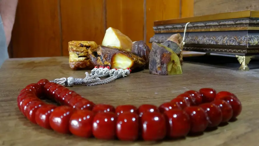 Araba fiyatına Osmanlı tespihleri. Arabasını satıp alan da var 1 Araba fiyatına Osmanlı tespihleri. Arabasını satıp alan da var 1