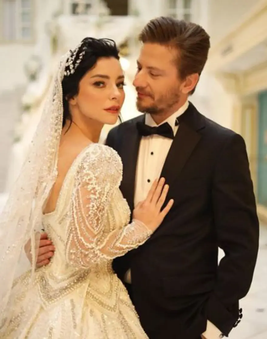 "YANIMDA BABAM VAR" 4