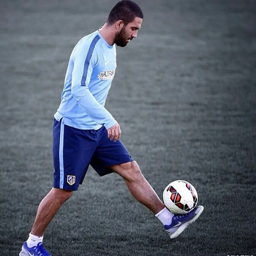 Arda Turan'ın 15 milyon euroluk malikanesi 80 Arda Turan'ın 15 milyon euroluk malikanesi 80