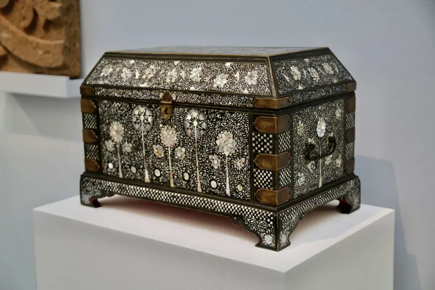 İngiltere'de satışa sunulacak Kanuni Sultan Süleyman portresinden ayrıntılar 10 İngiltere'de satışa sunulacak Kanuni Sultan Süleyman portresinden ayrıntılar 10