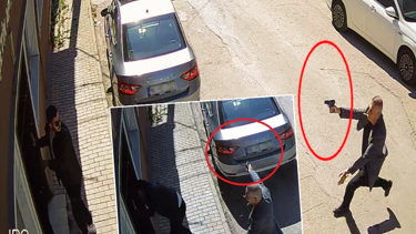 Dehşete düşüren an: Babaları, annelerini öldürmesin diye silahın önüne atladılar!