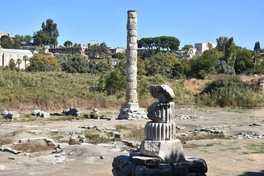 İzmir'deki dünya harikası Artemis Tapınağı tarihi dokusuna kavuşuyor 5 İzmir'deki dünya harikası Artemis Tapınağı tarihi dokusuna kavuşuyor 5