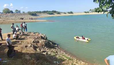 Samsun'da baraj gölüne giren 2 genç boğuldu