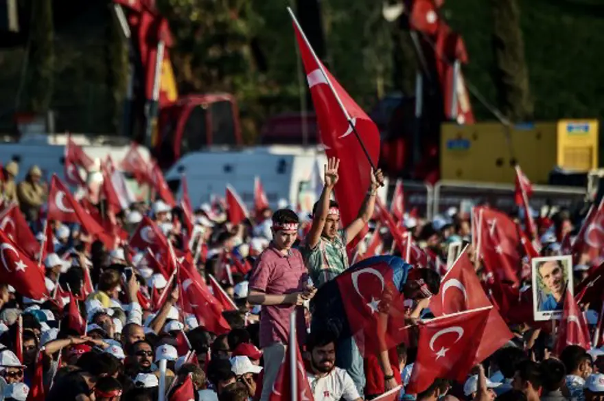 Yabancı ajansların gözüyle İstanbul'da 15 Temmuz 20 Yabancı ajansların gözüyle İstanbul'da 15 Temmuz 20