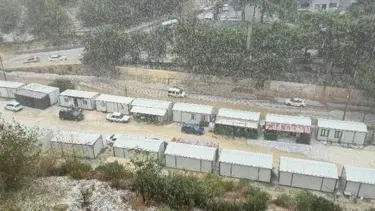 Hatay'da dolu yağışı