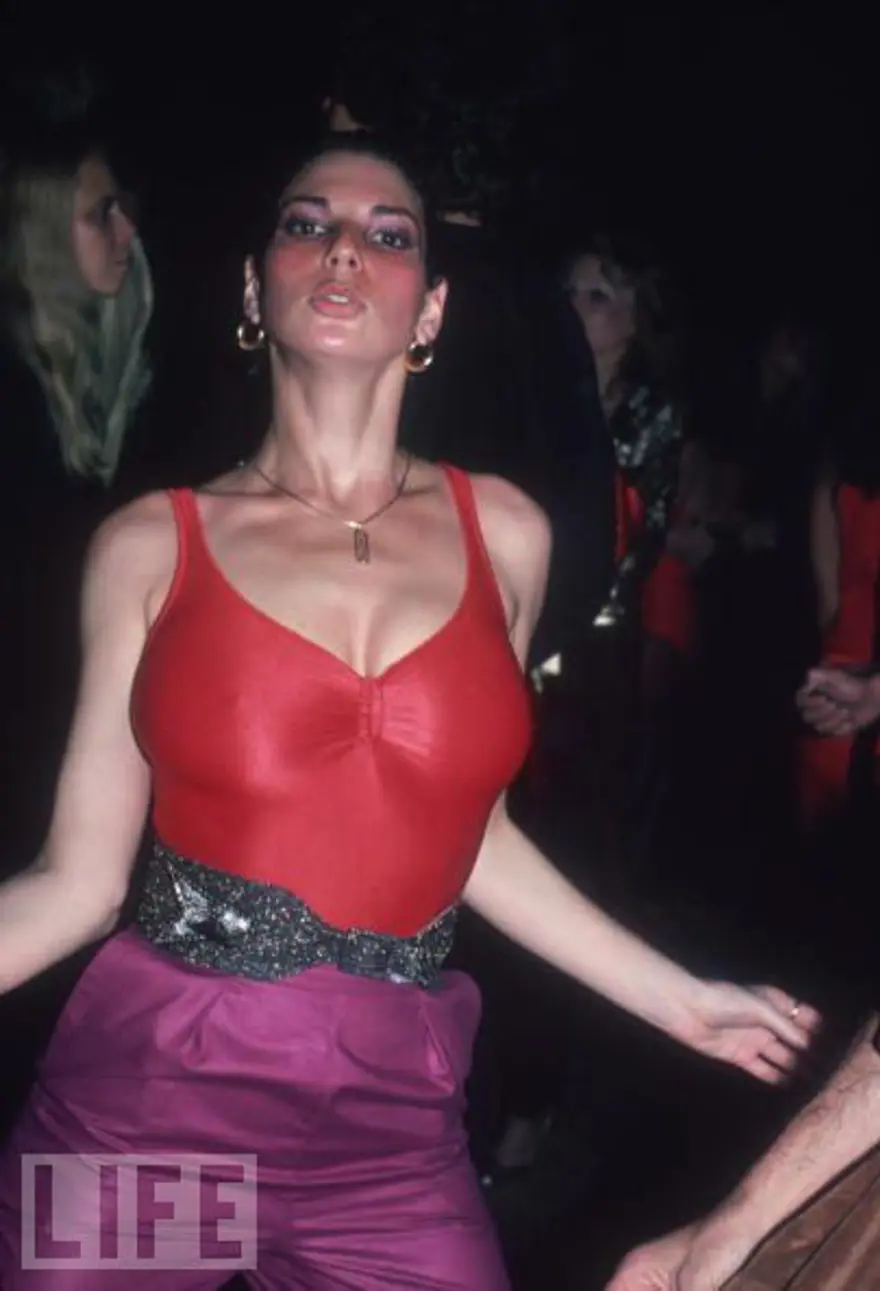 Diskonun sıcak zamanları 41 Diskonun sıcak zamanları 41