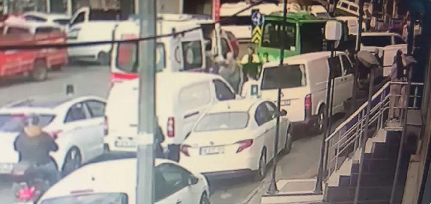 Kağıthane’de minibüskazası: 6 yaralı 2