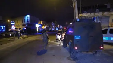 Adana'da polis ekibine silahlı saldırı