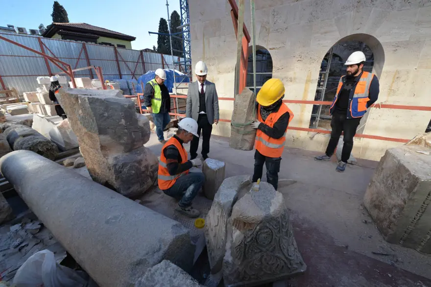 15 asırlık kilise-caminin restorasyonunda yapay zeka 7