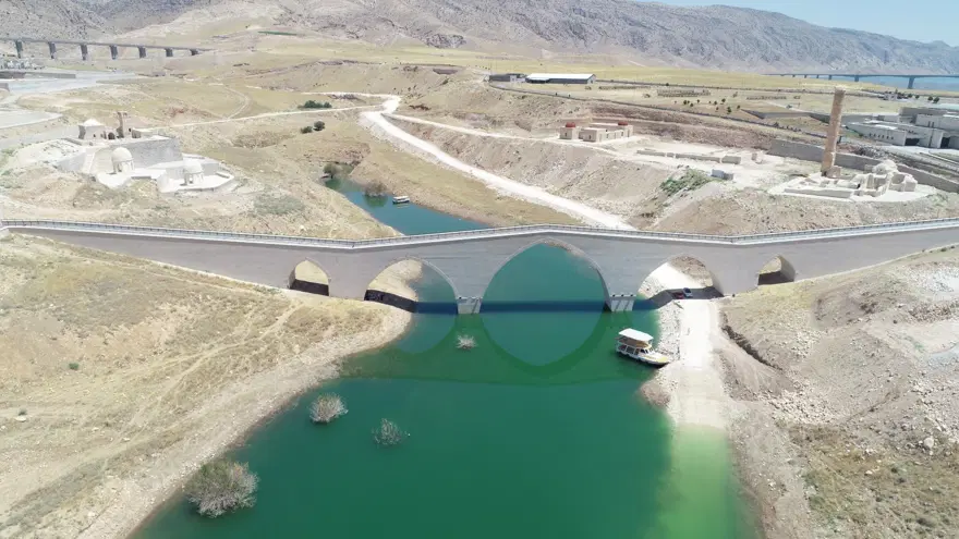 Su altında kalan 12 bin yıllık Hasankeyf, teknelerle gezilecek 14