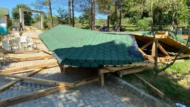 Kocaeli'de çardak çöktü: 3 yaralı