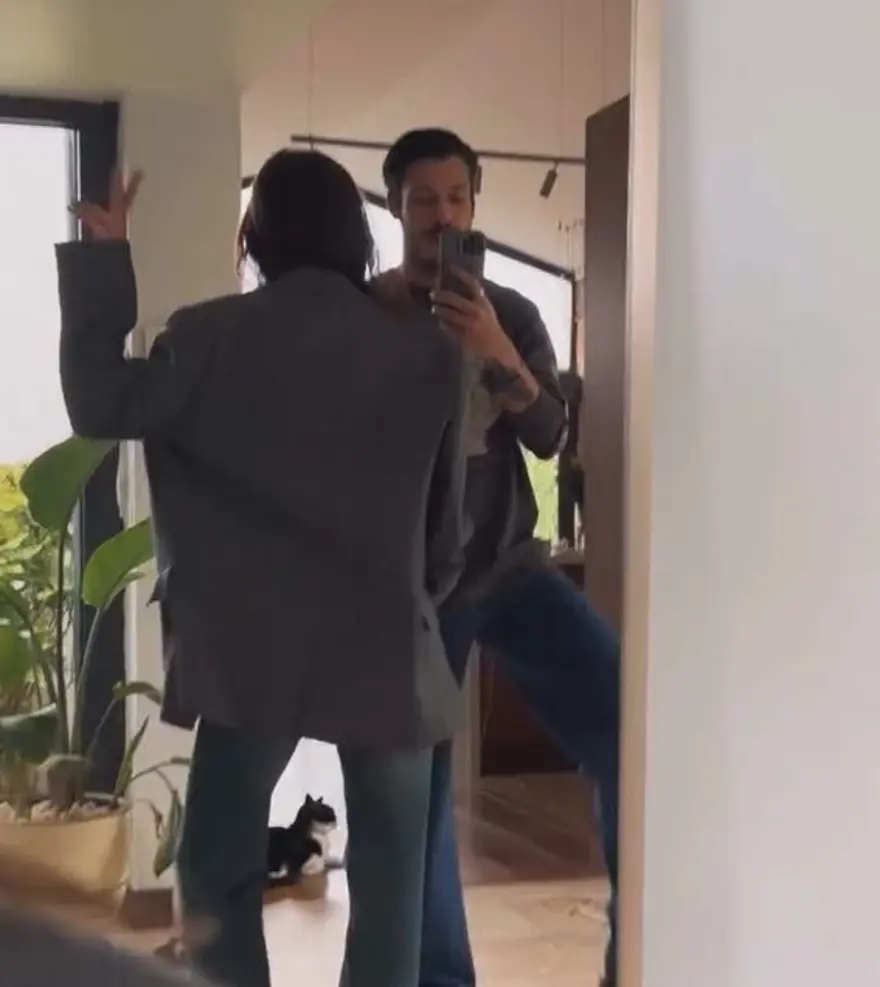 Hafsanur Sancaktutan ile Kubilay Aka'dan yeni paylaşım: Kombinlerini gösterdiler 5 Hafsanur Sancaktutan ile Kubilay Aka'dan yeni paylaşım: Kombinlerini gösterdiler 5