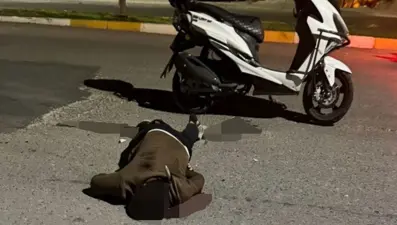 Sokakta bıçaklı saldırıya uğradı, hastane yolunda hayatını kaybetti