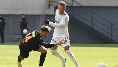 Altay'da Ceyhun ve Özgür beklemede