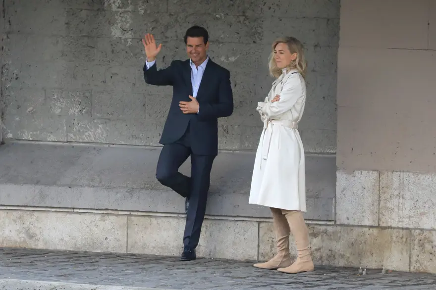 Tom Cruise ile Vanessa Kirby’nin samimi anları 9
