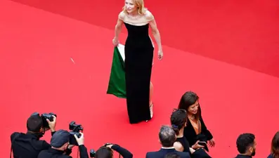 Engin Altan Düzyatan: Cate Blanchett Cannes'da mükemmel bir şey yaptı
