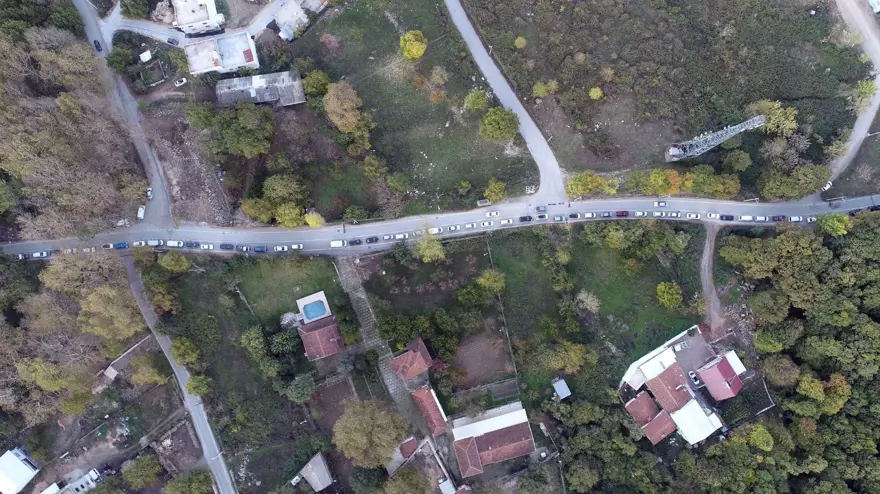 Kısıtlama öncesi Bursa'da kilometrelerce su kuyruğu 1